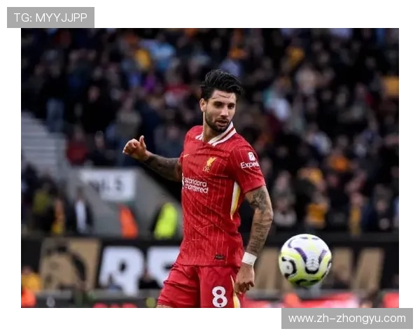 索博斯洛伊改踢右后卫引热议战术调整是否影响球队稳定